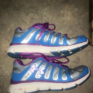 Under amour tennis shoes